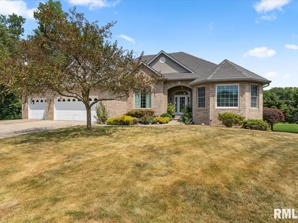 104 Northwoods Ct, Chatham, IL 62629