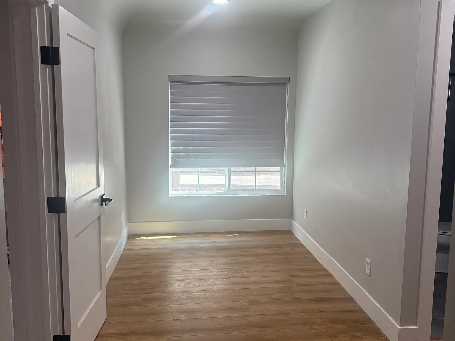 2 bed, 1300 sqft, $3,100 — Photo 3