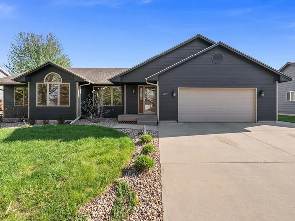 209 W Ironwood St, Brandon, SD 57005