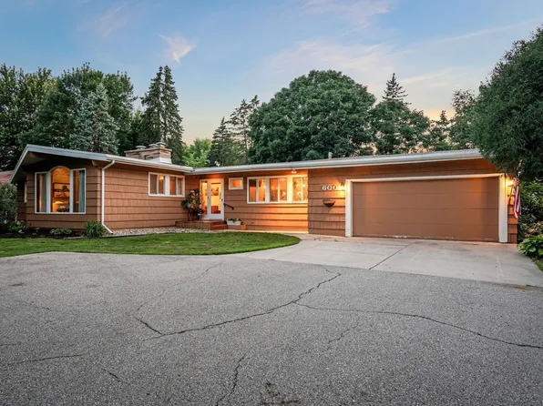 600 20th St SW, Austin, MN 55912