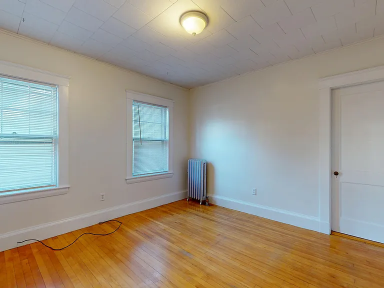 14 Park St #1 — Photo 3