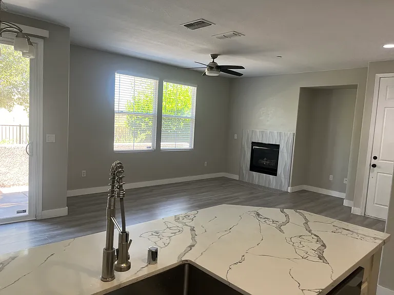 1508 Esplanade Cir — Photo 2