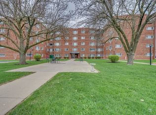 222 Madison St Unit 214, Joliet, IL