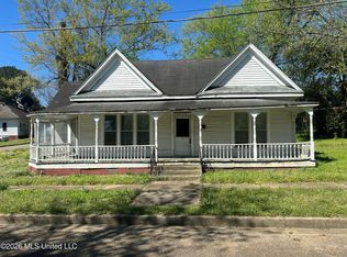 311 S Maple St, Aberdeen, MS 39730