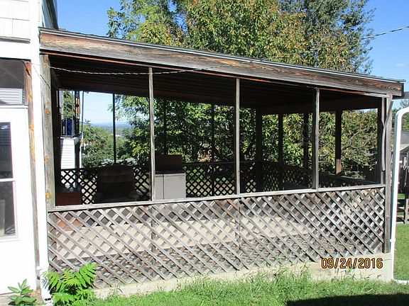 5th image of 322 Hillside Ave