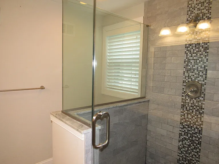 19 Riverside Dr — Photo 19