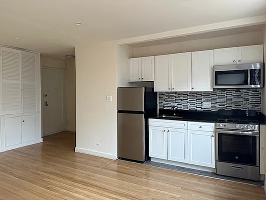 Rented by PleasanTree Realty LLC | media 15