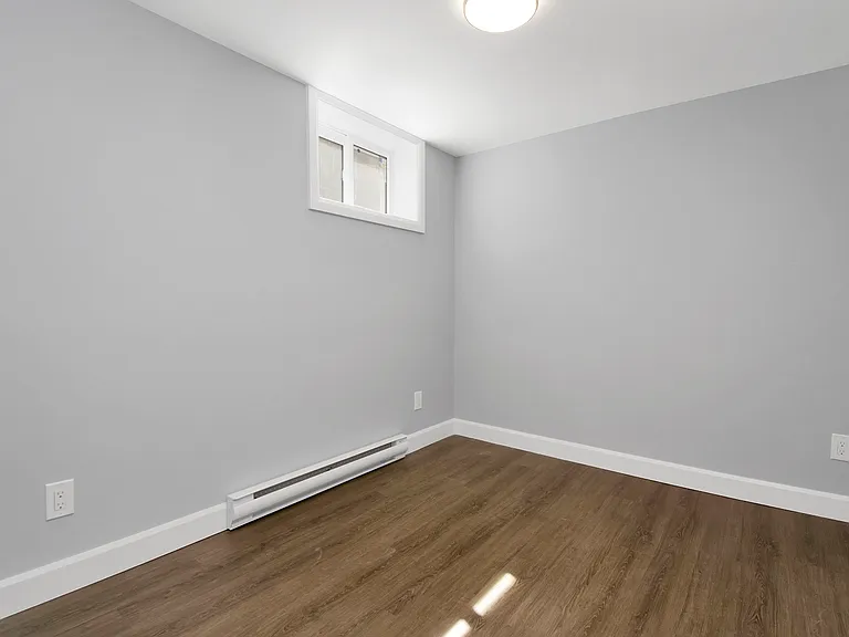 868 Maplewood Ave #2 — Photo 10