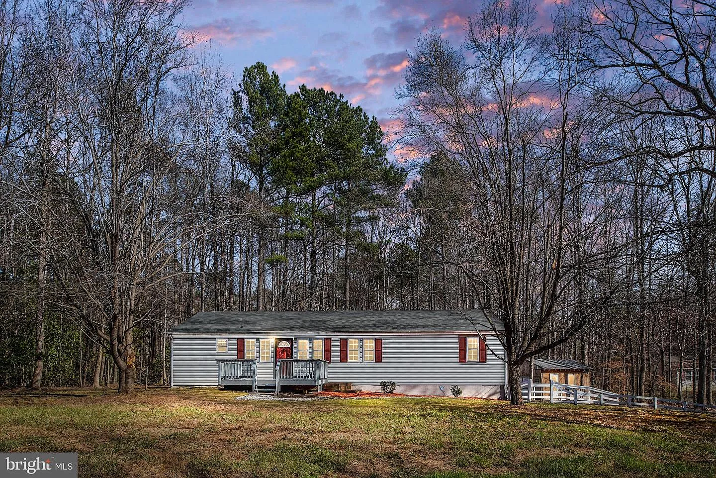 5005 Holly Dr photo 1