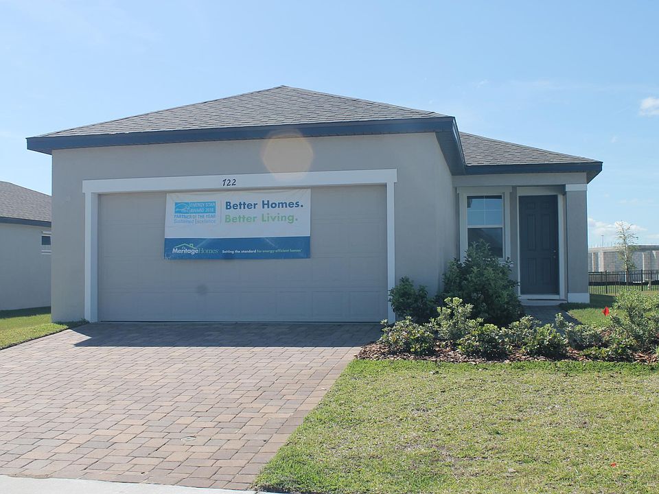 1st image of 722 Ladyfish Ln