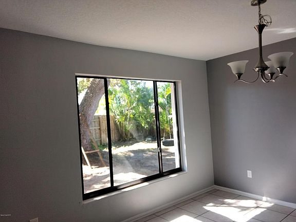 3rd image of 3905 Le June Ave
