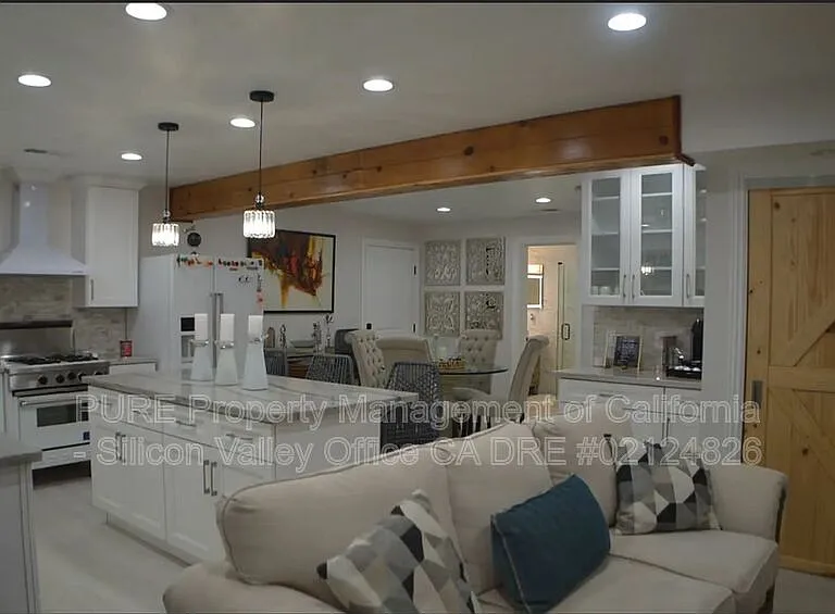 21518 Almaden Rd — Photo 9
