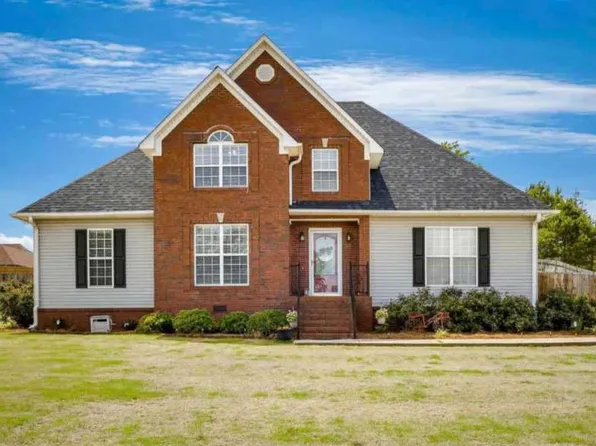 819 Ridgeway Dr, Oneonta, AL 35121