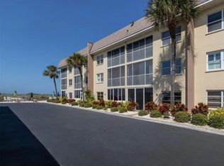 1400 Tarpon Center Dr #2D, Venice, FL 34285