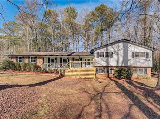 2158 Skytop Dr, Stone Mountain, GA 30087