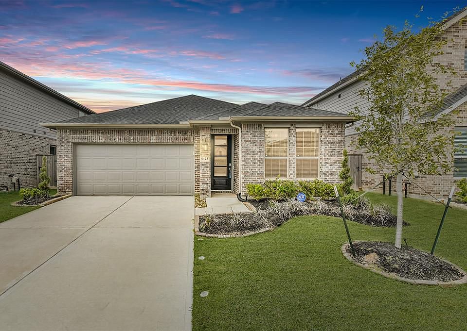 1st image of 9123 Eskesen Dr