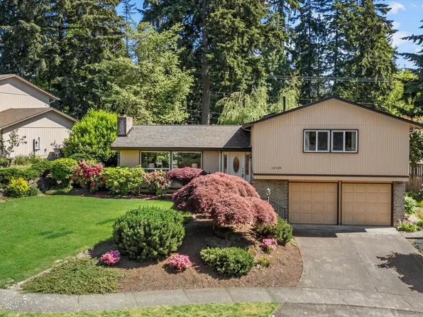 12109 SE 68th Place, Bellevue, WA 98006