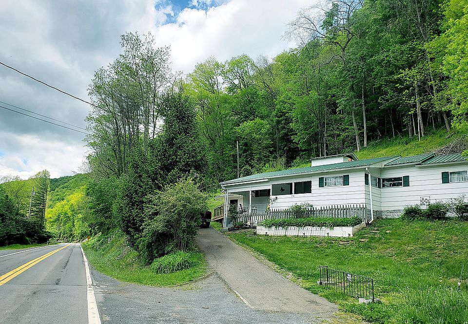 7541 St. Rt. 3&12 Talcott WV