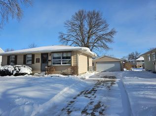 1532 9th Ave SE, Rochester, MN 55904