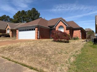 1139 Breezy Valley Dr, Cordova, TN 38018