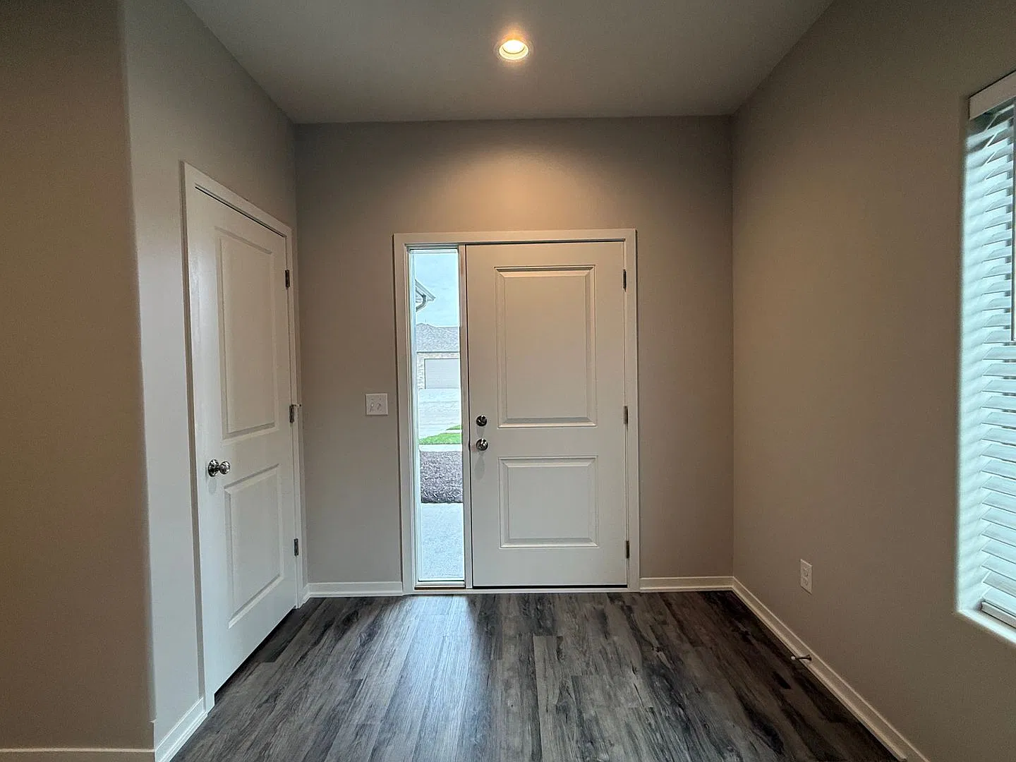 Ranch 3 bedroom/3 bath townhome in SE Lincoln — Photo 3