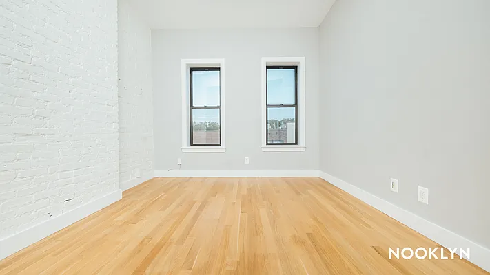 Rented by Nooklyn NYC LLC | media 7
