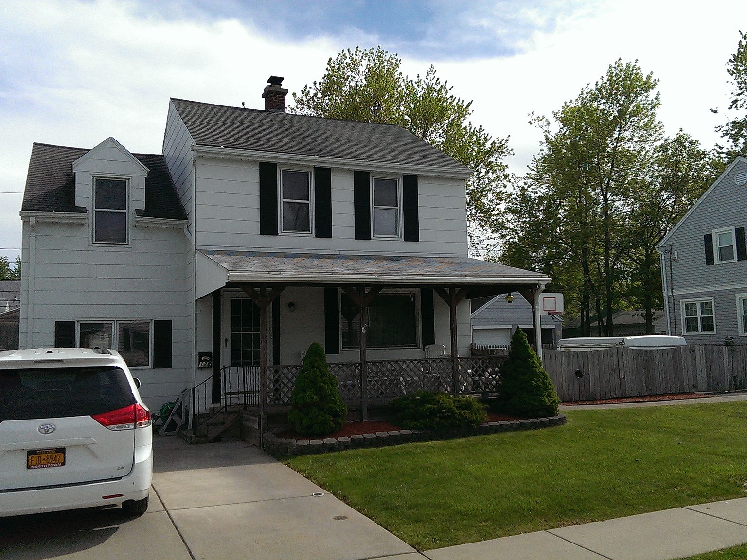 128 Woodward Ave, Kenmore, NY 14217 Zillow