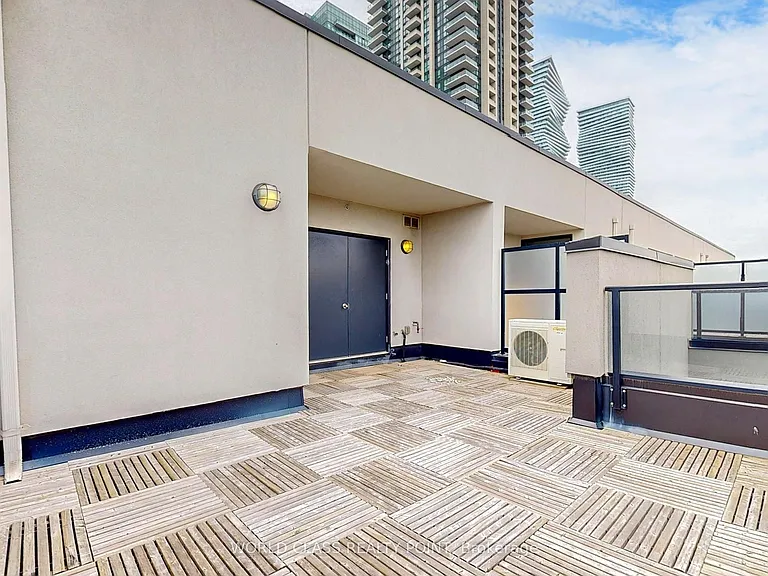 4070 Parkside Village Dr #7 — Photo 35