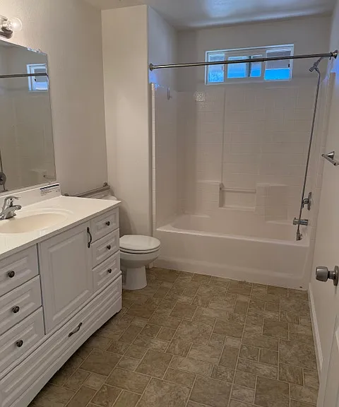 1532 N Erwin St #C — Photo 15