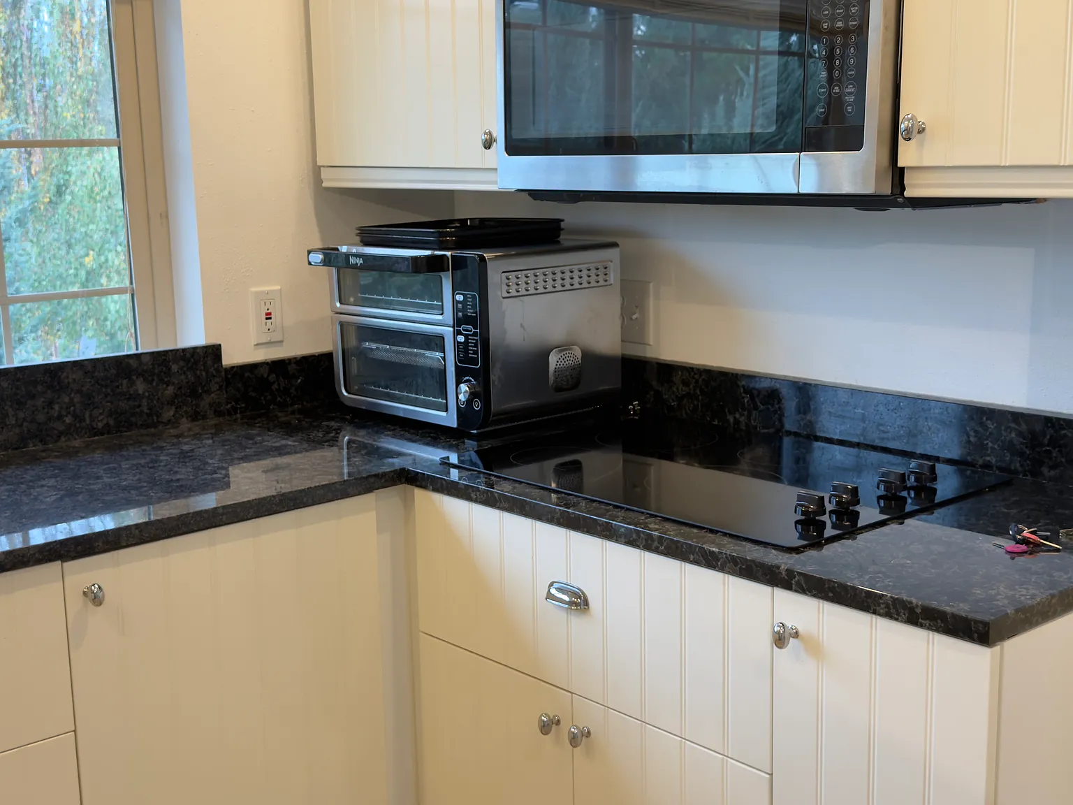1 bed, 400 sqft, $1,500 — Photo 2