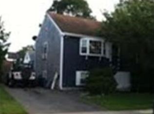 90 Grant St, New Bedford, MA 02740