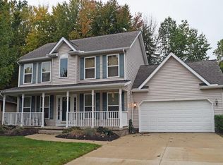 740 Camino Dr, Eastlake, OH 44095