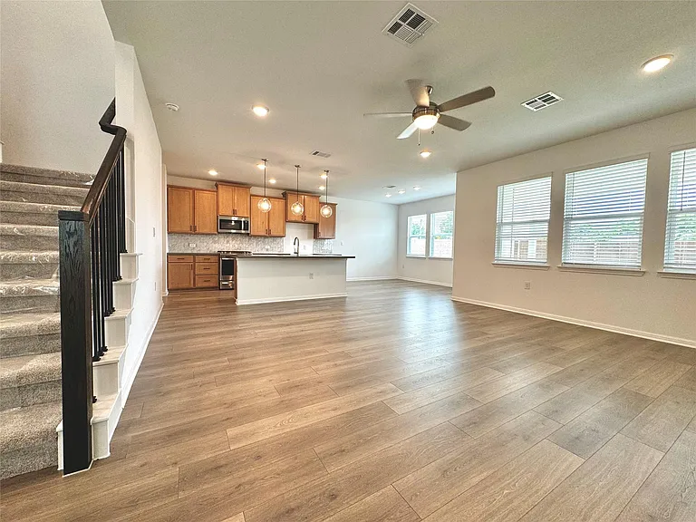 1602 Iberville Dr — Photo 7