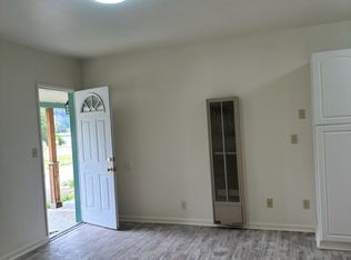 53 W Center St #E, Rio Dell, CA 95562