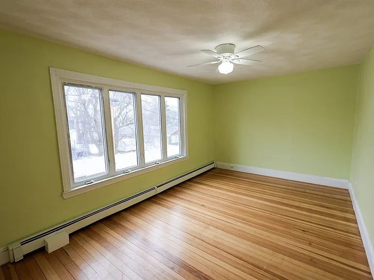 60 Essex St #2 — Photo 5