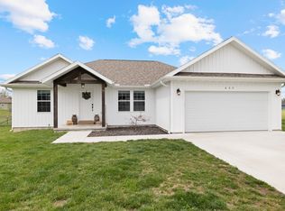 227 N Karen Cir, Seymour, MO 65746