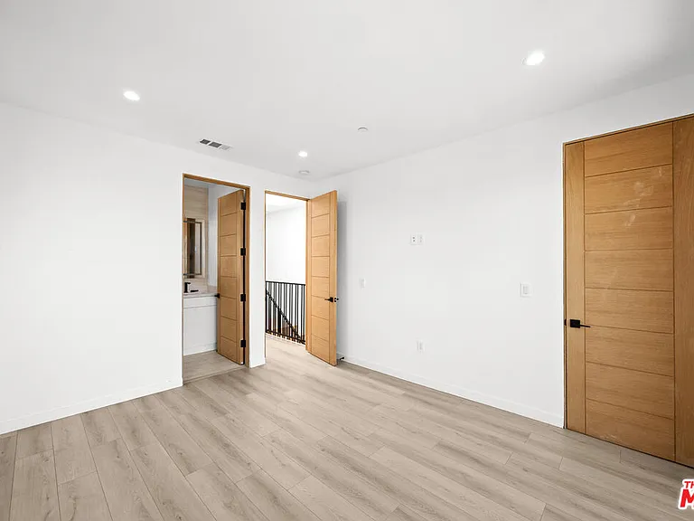 2123 S Cloverdale Ave #1 — Photo 19