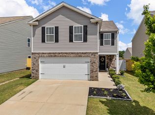 1356 Ledsham Ct, Greer, SC 29651