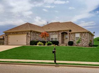 701 Sienna Dr, Centerton, AR 72719