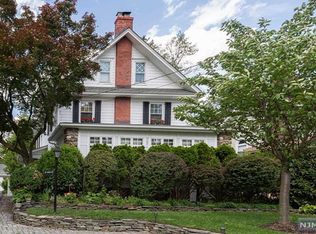 147 Godwin Ave, Ridgewood, NJ 07450