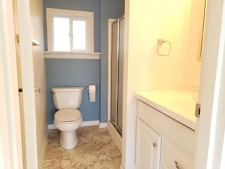 310 Perry Ave N — Photo 13