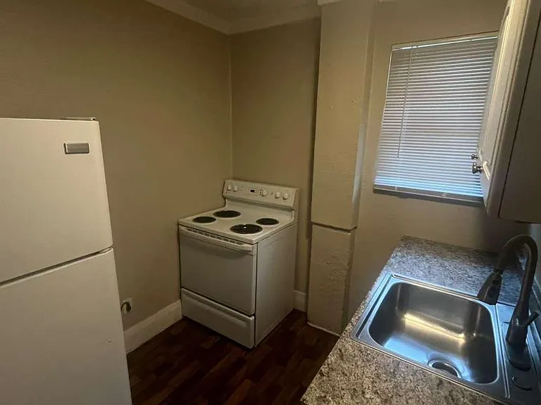 3619 Seminole Ave — Photo 45