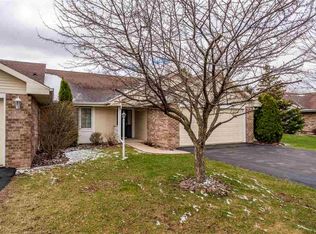 2525 Havenwood Dr, Oshkosh, WI 54904