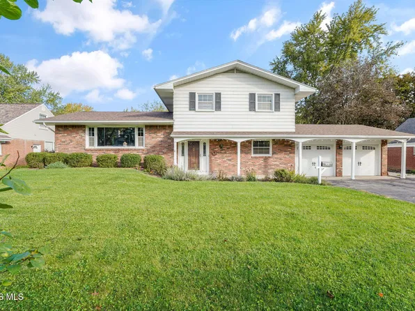 909 W Wayne St, Maumee, OH 43537