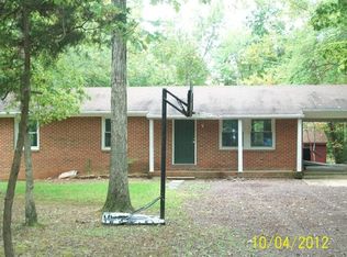 306 Battlefield Rd, Locust Grove, VA 22508