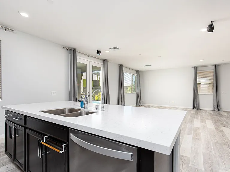12586 Huckleberry Oak Ave — Photo 16