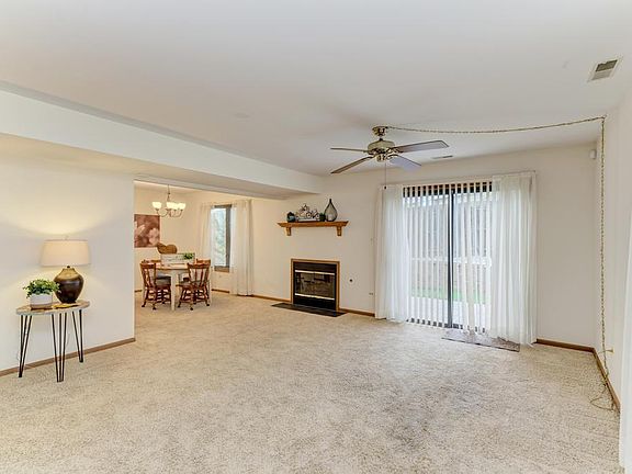5th image of 310 Cromwell Ct
