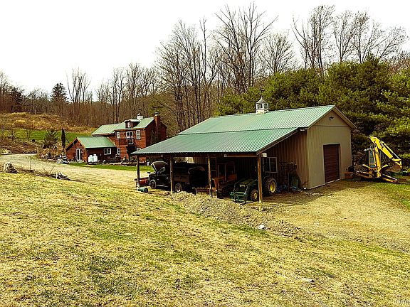 3rd image of 296 Winchell Mountain Road