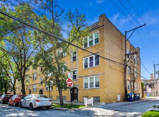 4003 W Nelson St #3A, Chicago, IL 60641