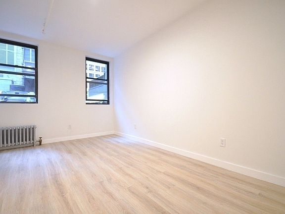 3rd image of 243 W 54th St APT 1D